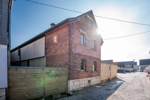 Seitenansicht - Bauernhaus, Landhaus mit 160,00 m² in Bollberg zum Kaufen