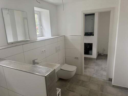 Bad EG - 8 Zimmer Einfamilienhaus in Landensberg