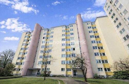 Front 1 - Etagenwohnung mit 95,00 m&sup2; in München / Perlach zum Kaufen