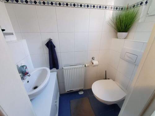 Gäste WC - Doppelhaushälfte mit 157,00 m&sup2; in Geretsried zum Kaufen