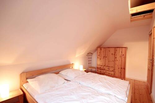 1. Schlafzimmer - 