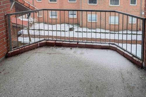 Balkon - 3 Zimmer Einfamilienhaus zum Kaufen in Oldenburg