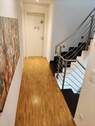 Flur 1.OG mit Treppenansicht - 