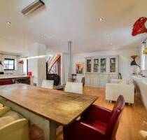 Sbr.-St. Johann, Stadthaus mit Charme, gehobene Ausstattung - Saarbrücken St Johann