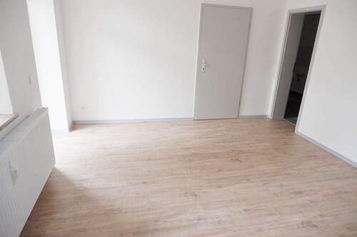 Wohnzimmer - Etagenwohnung mit 42,00 m² in Chemnitz zur Miete