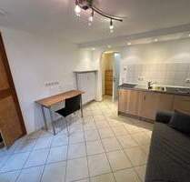 Möblierte 1 - Zimmer - Untergeschosswohnung (Kellerwohnung) mit Einbauküche und separatem Eingang - Trier Trier-Ost