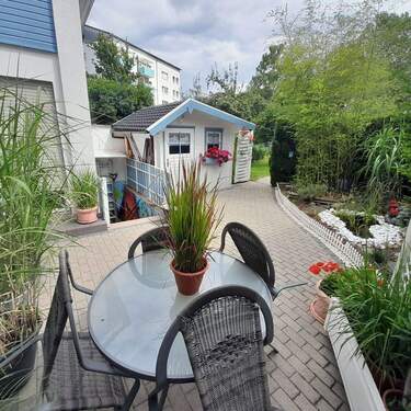 Idyllische Ruheplatz mit Gartenhaus - 