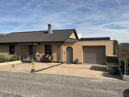 Bild 2 - 6 Zimmer Einfamilienhaus zum Kaufen in Lüdenscheid