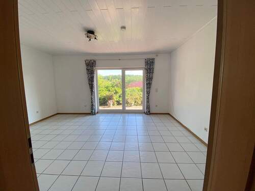 Wohnraum - Bungalow mit 260,00 m&sup2; in Wallhalben zur Miete