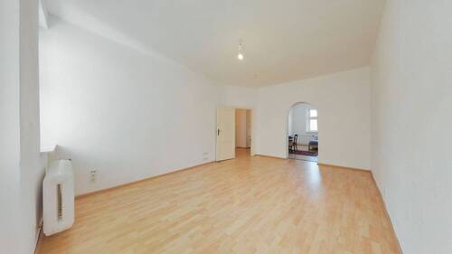 Zimmer 1 - 2 Zimmer Etagenwohnung zum Kaufen in Berlin
