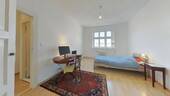 Zimmer 2 - 
