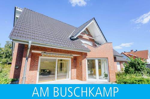 Ansicht - Großzügige Terrassenwohnung mit Garten und Garage!