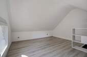 Zimmer 1 DG - 
