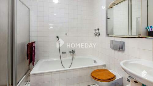Badezimmer 2 - Etagenwohnung mit 84,20 m² in Leipzig zum Kaufen