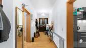 Flur 1 - 
