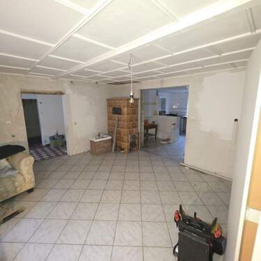 Wohnzimmer mit offn. Küche - Einfamilienhaus mit 170,00 m&sup2; in Pretzsch zum Kaufen