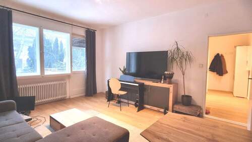 Wohnzimmer - 2 Zimmer Etagenwohnung in Berlin