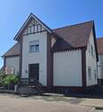 Frontansicht.jpeg - Zentrales Zweifamilienhaus in Bünde-Ennigloh