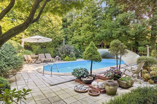 Pool - 5 Zimmer Einfamilienhaus zum Kaufen in Berlin / Pankow