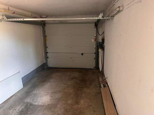 Garage - 