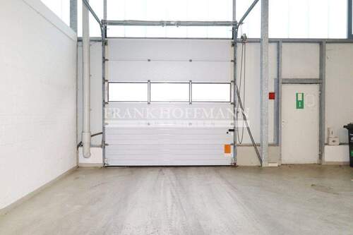 V10802 Hallenfläche - Tor 1 - 