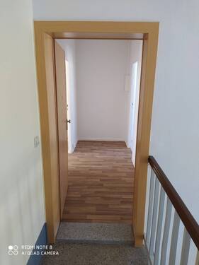 Flur - 1 Zimmer Mehrfamilienhaus, Wohnhaus in Bad Lausick