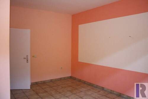 Mehrzweckraum um UG - 