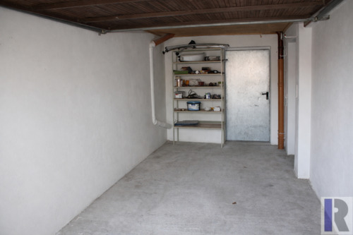 Garage - 