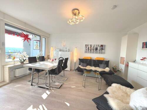 Wohn- & Esszimmer - 