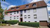 Ansicht_vorn_Wohnung_markiert - Ideal für Schwimmbegeisterte - 45.000,00 EUR Kaufpreis, ca.  59,00 m² Wohnfläche