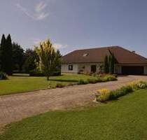 Großzügiges Einfamilienhaus auf traumhaft schönem Grundstück - Treuenbrietzen