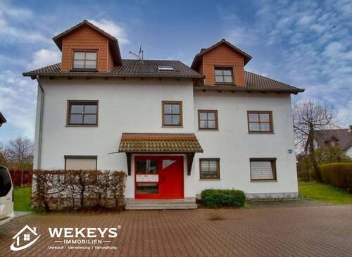 Hausansicht von vorne - Etagenwohnung mit 51,00 m&sup2; in Amt Wachsenburg zur Miete