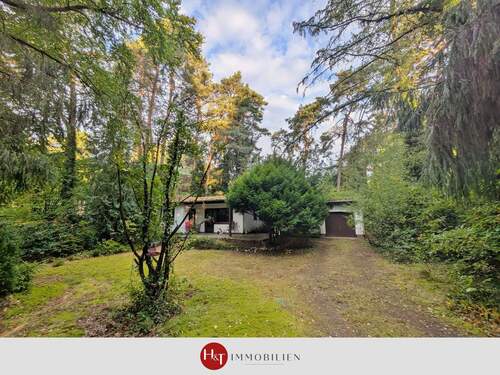 Baugrundstück kaufen in der Waldsiedlung Fahrenhorst - H&T Immobilien.NIGHT - Traumhaftes Baugrundstück in Fahrenhorst: Ihr Refugium im Grünen