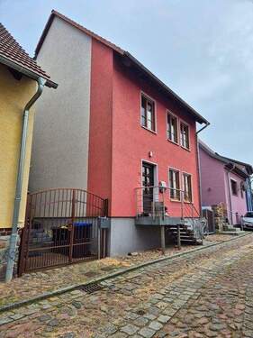 Straßenansicht - Einfamilienhaus mit 180,00 m&sup2; in Burg Stargard zum Kaufen