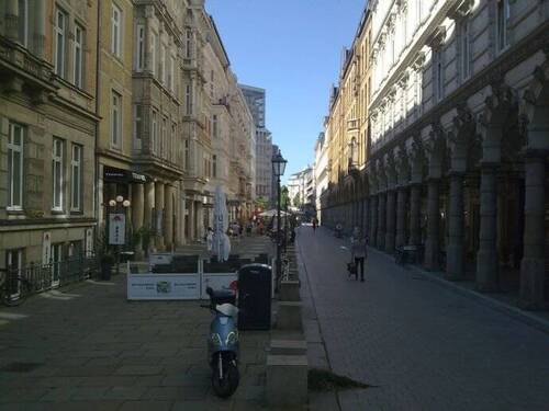 Historische Fussgängerzone - Variable u. barrierefreie BüroPraxisfläche in gefragter City-Lage