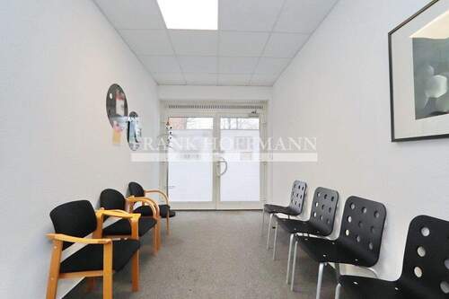 M2335-EG Eingangsbereich 1.1 - Büro in Rellingen