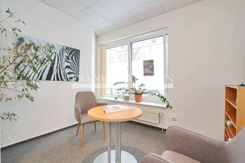 M2335-EG Beratungsraum - 