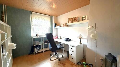 Arbeits-/Kinderzimmer - 