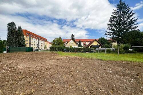 Blick andere Straßenseite - 