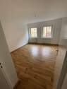 Zimmer 1 - 2 Zimmer Etagenwohnung zur Miete in Nürnberg