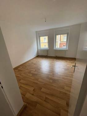 Zimmer 1 - 2 Zimmer Etagenwohnung zur Miete in Nürnberg