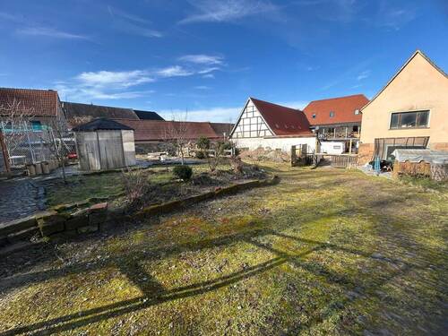 Hofblick - 1 Zimmer Einfamilienhaus in Nebra (Unstrut)