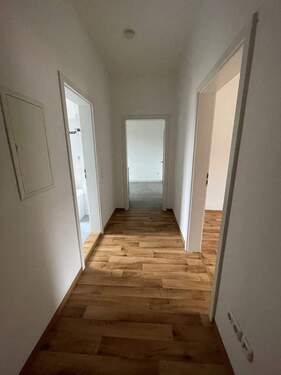 Flur 2.jpg - Etagenwohnung mit 55,90 m² in Nürnberg zur Miete