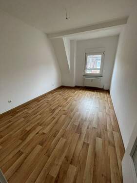 Schlafzimmer 1.jpg - 