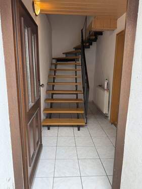 Eingang Haus - 3 Zimmer Doppelhaushälfte zur Miete in Monsheim