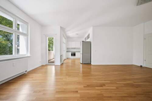 Bild 2 - 3 Zimmer Etagenwohnung zum Kaufen in Berlin