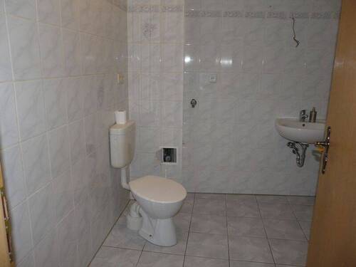 Objekt Bad / WC - Etagenwohnung mit 75,00 m&sup2; in Grimma zur Miete