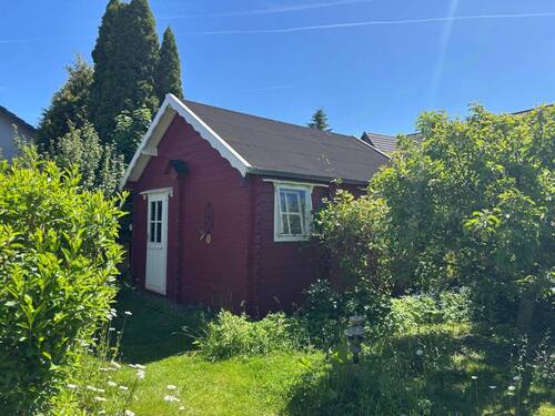 geräumiges Gartenhaus - 