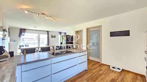 Hochwertige EBK - 