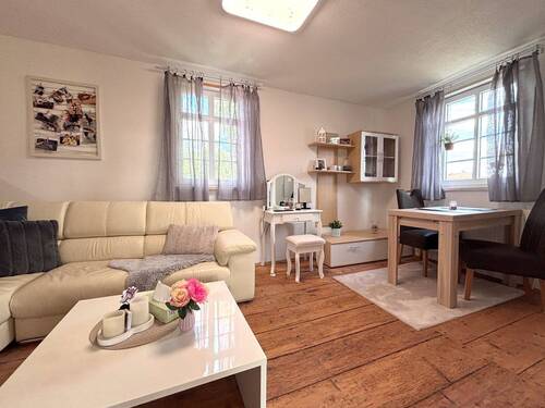 Zimmer 2 - 